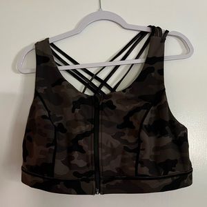 Torrid Happy Camper Strappy Sports Bra size 2